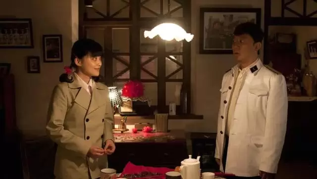 央视点名表扬《老酒馆》《父母爱情》《人世间》三部年代剧 _ 细节速览 央视点名表扬《老酒馆》《父母爱情》《人世间》三部年代剧 _ 细节速览