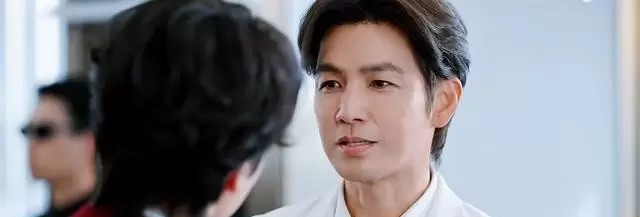 许蜜语生父现身浦荣饭店,纪封对赌危机反转 _ 细节速览 许蜜语生父现身浦荣饭店,纪封对赌危机反转 _ 细节速览