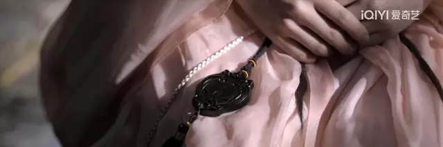 《佳偶天成》第13集陆千乔换骨受刑，辛湄隔空心痛引剧情转折 _ 细节速览