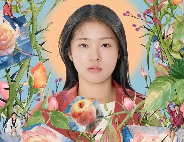 《世界的主人》入围平遥影展,徐粹彬凭高中生角色获最佳新人女演员 _ 现场图 《世界的主人》入围平遥影展,徐粹彬凭高中生角色获最佳新人女演员 _ 现场图