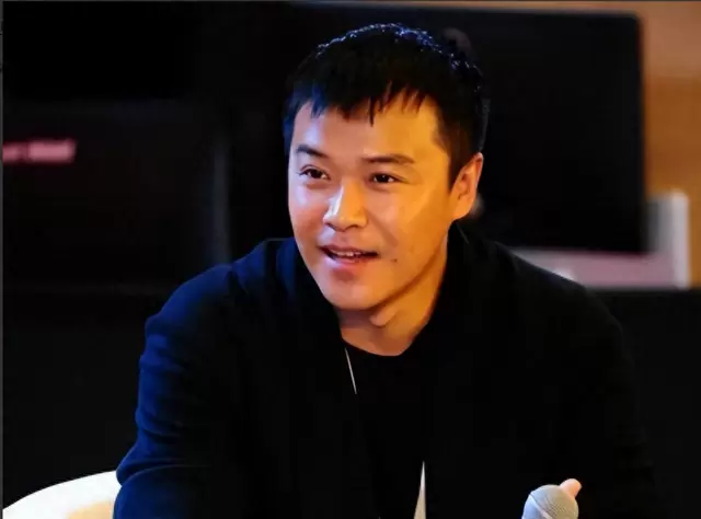 陈思诚《人民日报》发文谈电影创作准则 _ 现场图 陈思诚《人民日报》发文谈电影创作准则 _ 现场图