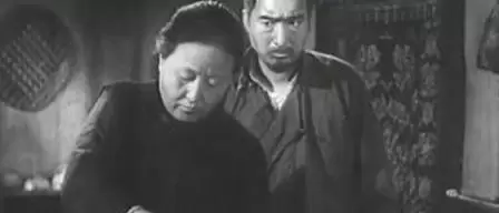 1954年电影《一件提案》：新中国首部基层人大代表题材影片 _ 现场图