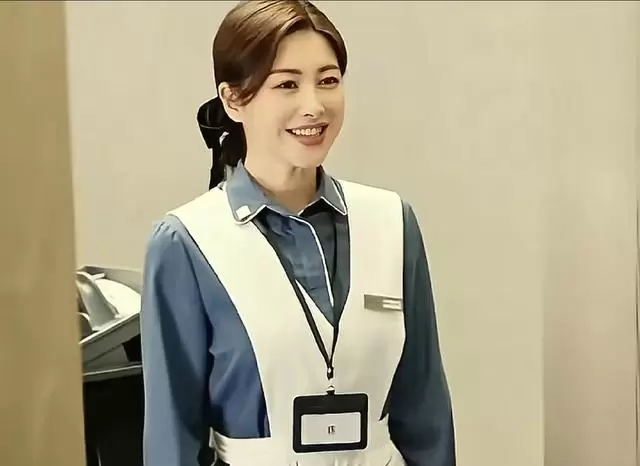 朱珠《蜜语纪》饰保洁员许蜜语引职业形象讨论 _ 相关图片